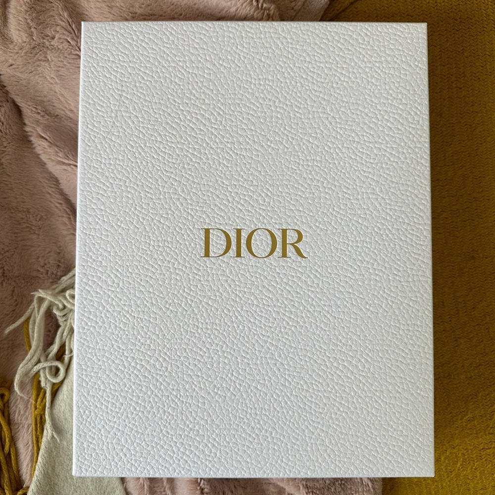 Christian Dior novelty stationary set Notebook and pencils - Picture 9 of 9